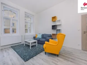 Pronájem bytu 2+kk, Pardubice, Nerudova, 30 m2