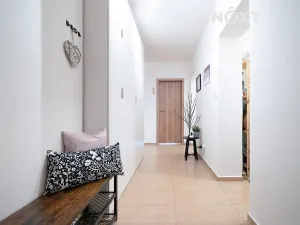 Prodej bytu 3+kk, Jince, Zborovská, 91 m2