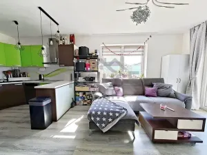 Prodej bytu 3+kk, Polerady, 85 m2