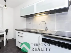 Prodej bytu 2+kk, Pardubice, Sladkovského, 58 m2