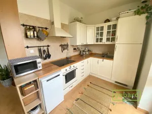 Pronájem bytu 2+kk, Praha, Jihlavská, 54 m2