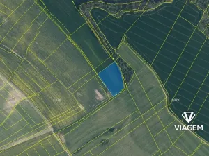 Prodej pole, Mělník, 9766 m2