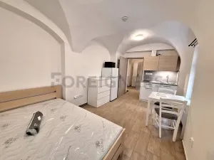 Pronájem bytu 1+kk, Olomouc, 1. máje, 30 m2