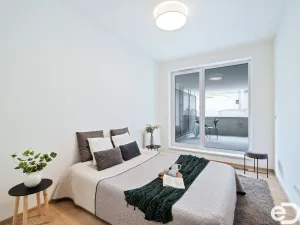 Prodej bytu 2+kk, Praha - Hrdlořezy, Mezilehlá, 65 m2