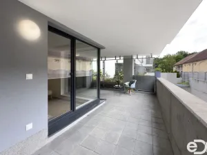 Prodej bytu 2+kk, Praha - Hrdlořezy, Mezilehlá, 65 m2