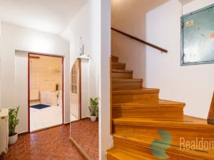 Prodej rodinného domu, Český Krumlov, Hřbitovní, 220 m2