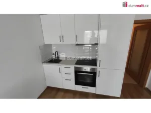 Pronájem bytu 1+kk, Praha - Horní Měcholupy, Hornoměcholupská, 37 m2