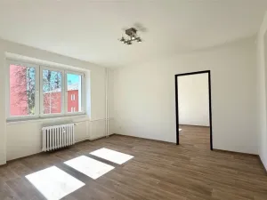 Pronájem bytu 3+1, Cheb, Palackého, 57 m2