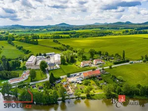 Prodej pozemku pro bydlení, Jablonné v Podještědí - Zámecká, 1942 m2