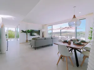 Prodej bytu 4+kk, La Línea de la Concepción, Španělsko, Paseo Marítimo de La Alcaidesa, 129 m2