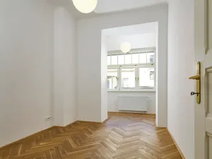Pronájem bytu 3+kk, Praha - Vršovice, 28. pluku, 70 m2