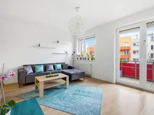 Prodej bytu 3+kk, Praha - Kyje, Sicherova, 64 m2