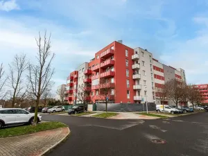 Prodej bytu 3+kk, Praha - Kyje, Sicherova, 64 m2