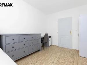 Prodej bytu 3+1, Hradec Králové - Pražské Předměstí, Baarova, 77 m2