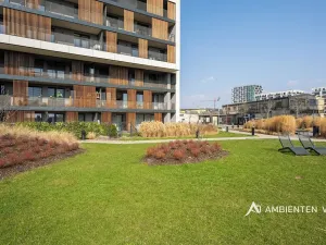 Prodej bytu 2+kk, Praha - Vysočany, Oktábcových, 72 m2