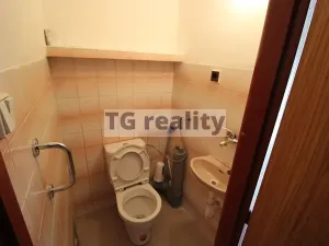 Pronájem rodinného domu, Praha - Kyje, Vlkovická, 109 m2