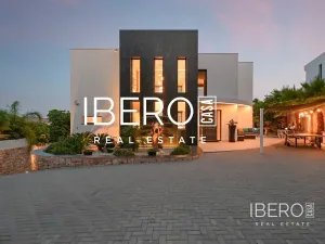 Prodej rodinného domu, Moraira, Španělsko, 350 m2