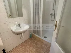 Pronájem kanceláře, Plzeň - Jižní Předměstí, Goldscheiderova, 60 m2