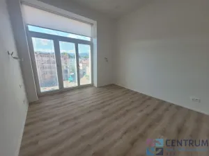 Pronájem bytu 2+kk, Liberec - Liberec V-Kristiánov, 8. března, 60 m2