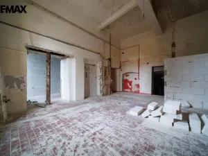 Prodej obchodního prostoru, Cheb, Cechovní, 158 m2