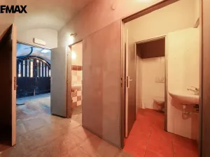 Prodej obchodního prostoru, Cheb, Cechovní, 253 m2