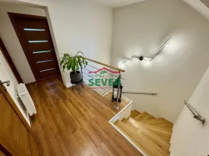 Prodej rodinného domu, Praha - Újezd nad Lesy, Novosibřinská, 220 m2