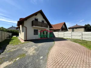 Prodej rodinného domu, Praha - Újezd nad Lesy, Novosibřinská, 220 m2
