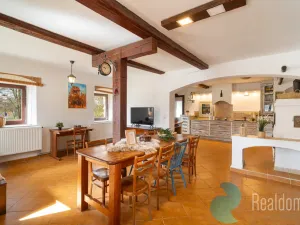 Prodej apartmánu, Malšín - Ostrov, 360 m2