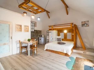 Prodej apartmánu, Malšín - Ostrov, 360 m2