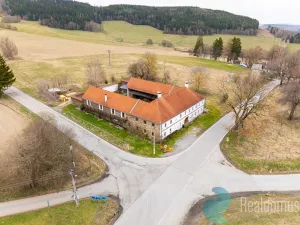 Prodej apartmánu, Malšín - Ostrov, 360 m2