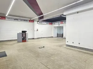 Pronájem obchodního prostoru, Letovice, Masarykovo náměstí, 100 m2