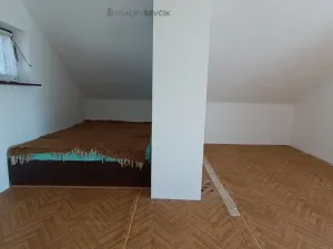 Prodej chaty, Pištín - Zálužice, 35 m2