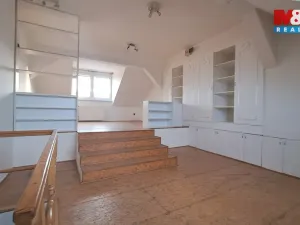 Prodej rodinného domu, Rohatec, Revoluční, 358 m2