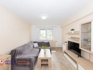 Prodej bytu 4+1, Všemina, 72 m2