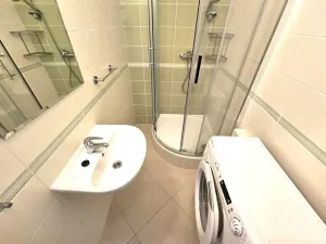 Pronájem bytu 2+kk, Praha, Píškova, 45 m2