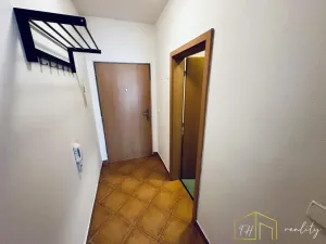 Prodej bytu 1+kk, Ústí nad Labem - Bukov, Baráčnická, 33 m2