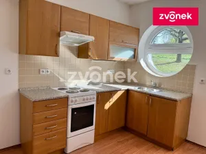 Pronájem bytu 2+kk, Zlín, Voženílkova, 48 m2