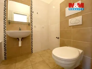 Pronájem bytu 1+kk, Lovosice, Osvoboditelů, 39 m2