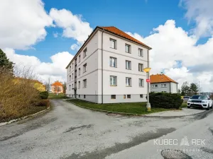 Prodej bytu 2+1, Pacov, Jana Vojny, 49 m2