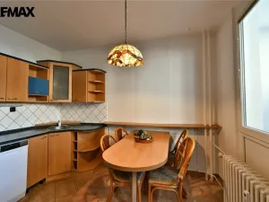 Prodej bytu 3+1, Hradec Králové - Nový Hradec Králové, třída Edvarda Beneše, 80 m2