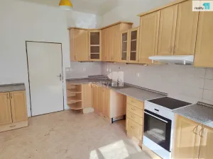 Pronájem bytu 3+1, Nová Paka - Studénka, 104 m2