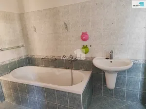 Pronájem bytu 3+1, Nová Paka - Studénka, 104 m2