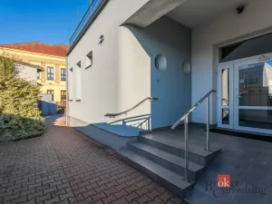 Prodej ordinace, Hradec Králové, 395 m2