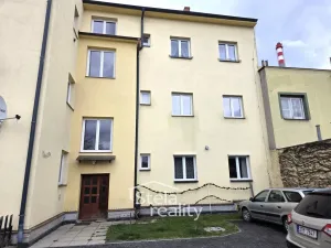 Pronájem bytu 2+1, Krnov, Bezručova, 60 m2