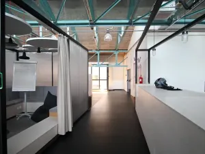 Pronájem kanceláře, Praha - Libeň, Lihovarská, 706 m2