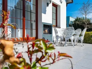 Pronájem vily, Praha - Suchdol, Havraní, 350 m2