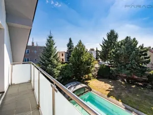 Pronájem vily, Praha - Suchdol, Havraní, 350 m2