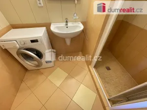 Pronájem bytu 1+1, Praha - Štěrboholy, Pod valem, 30 m2