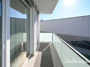 Pronájem bytu 1+kk, Brno, Faměrovo náměstí, 49 m2