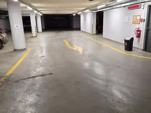 Prodej garážového stání, Praha - Žižkov, Kališnická, 15 m2